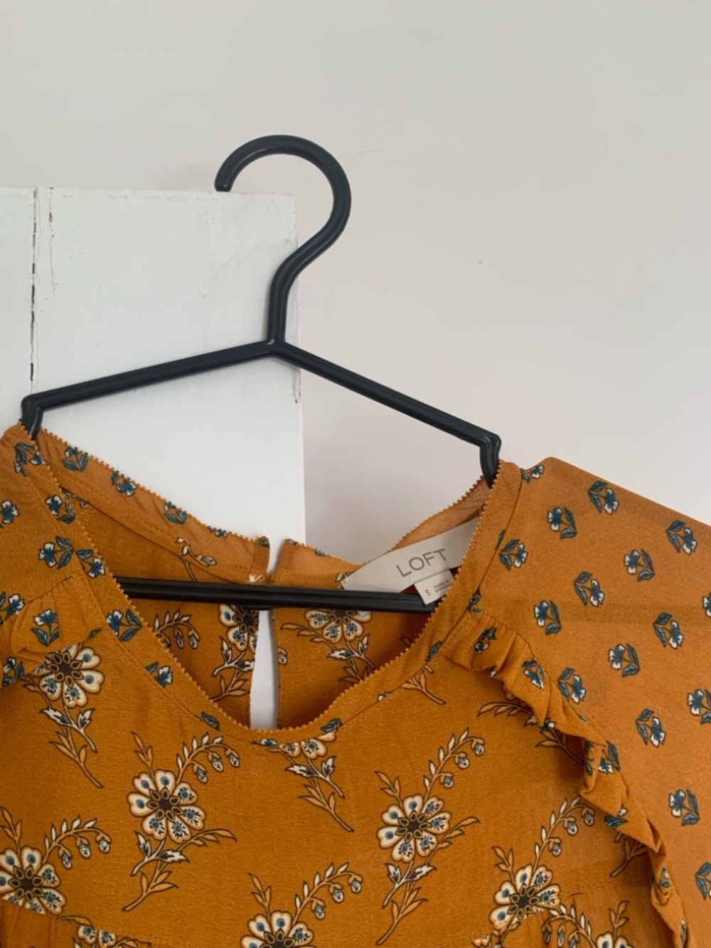 Loft Yellow Blouse - Picture 2 of 2